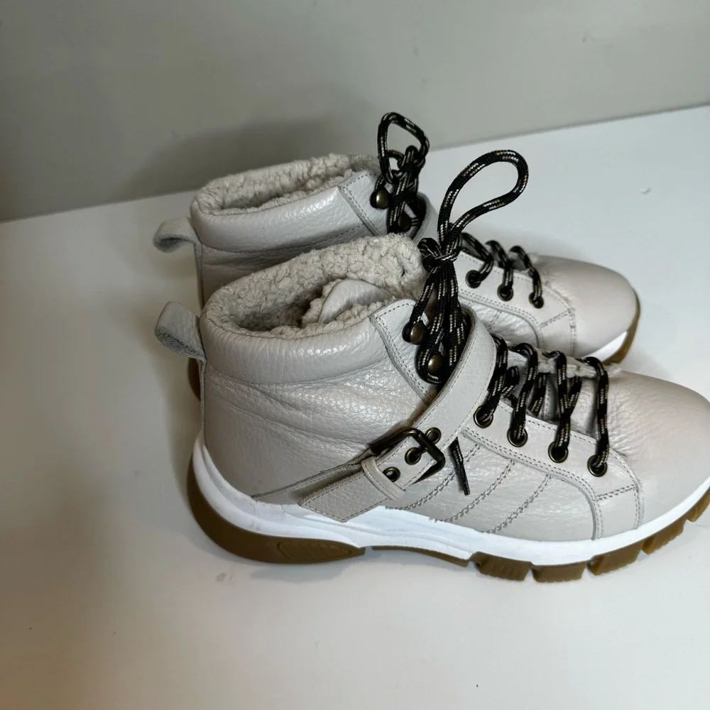 Anthropologie Alexis Sherpa-Lined Hiker Boots size 38